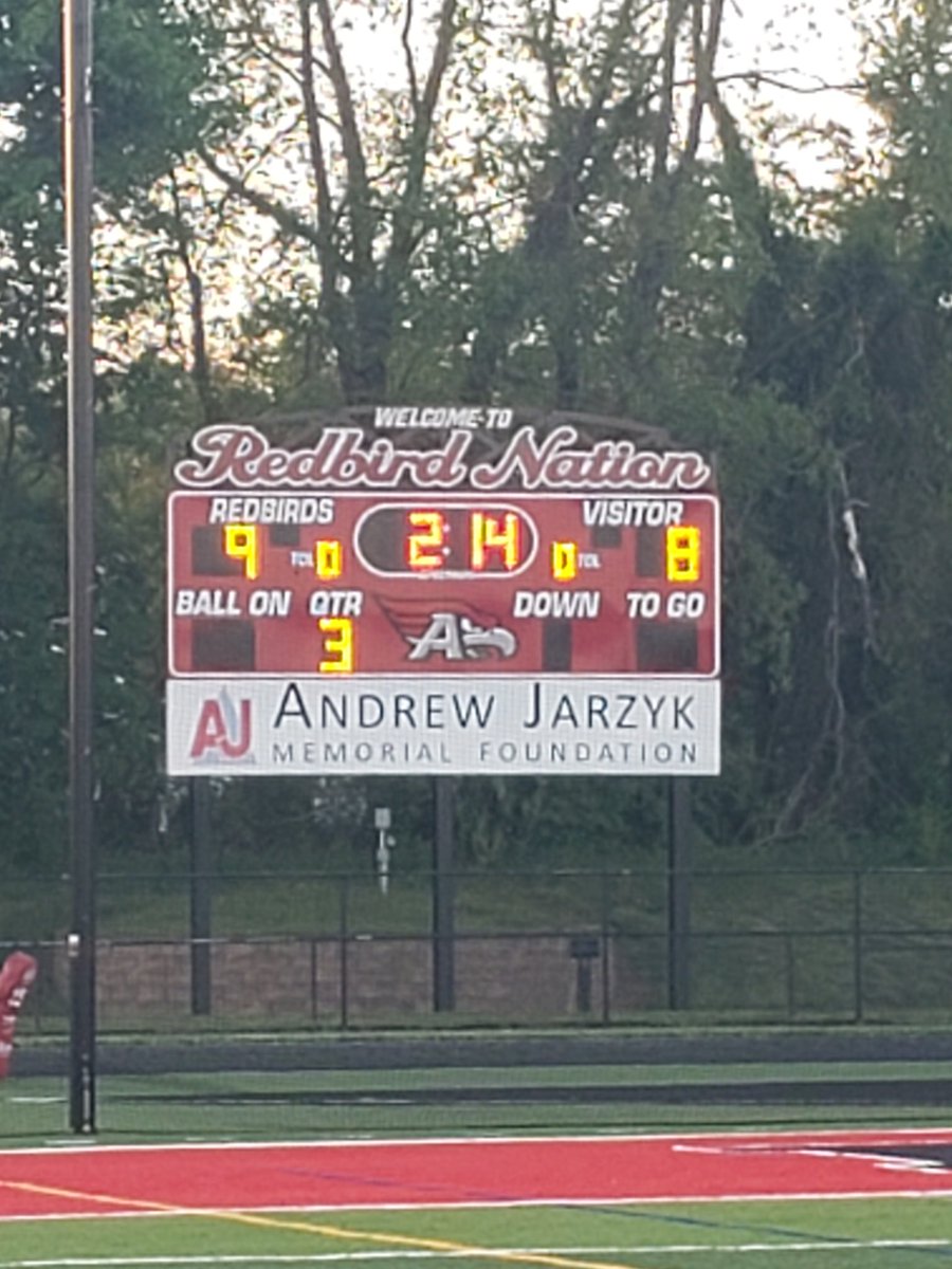 ATownRedbirds's tweet photo. And the BIRDS come away with the double OT win!  The Finals are set... #1 Lville and #2 Atown will battle for the MCT title on Fri at 5pm, right here in Allentown! https://t.co/JDqrs2zHNK