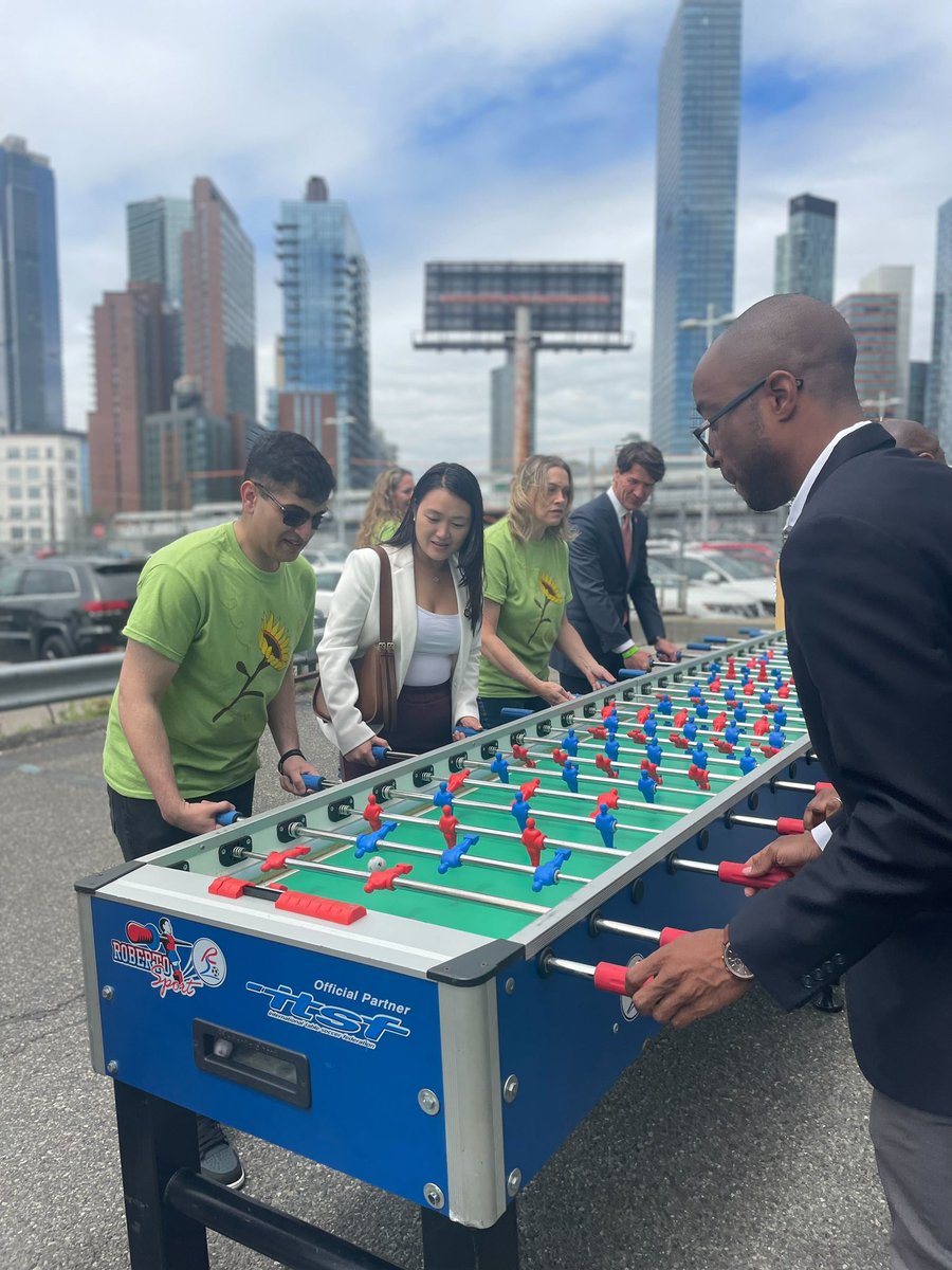 CMJulieWon's tweet photo. Joined @laguardiacc’s Pop Up Plaza Event to support @NYC_DOT open street for LAGCC Campus. CUNY students &amp; high school students deserve to have access to safe, outdoor spaces as part of their campus experience. We’ll also be partnering to build a protected &amp;connected bike network https://t.co/gopiMbnj97