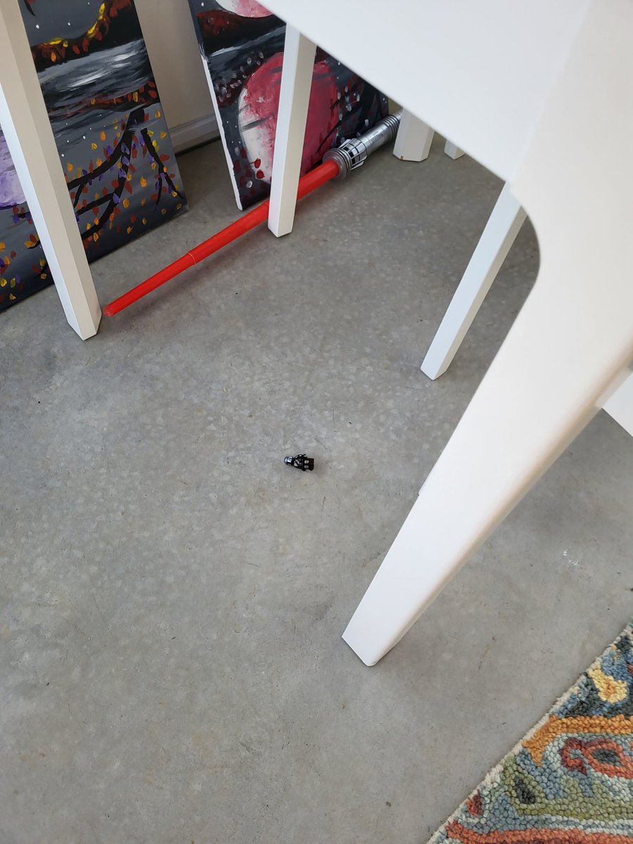 DionneKapp76's tweet image. Out of all the Lego figures that live on this table, it is always the Madalorian that the cats take down?  What the hell did @PedroPascal1 do to elicit such ire from my sweet Max? 😻 #catsofstarwars #LEGO #LEGOStarWarsGame #Mandalorian