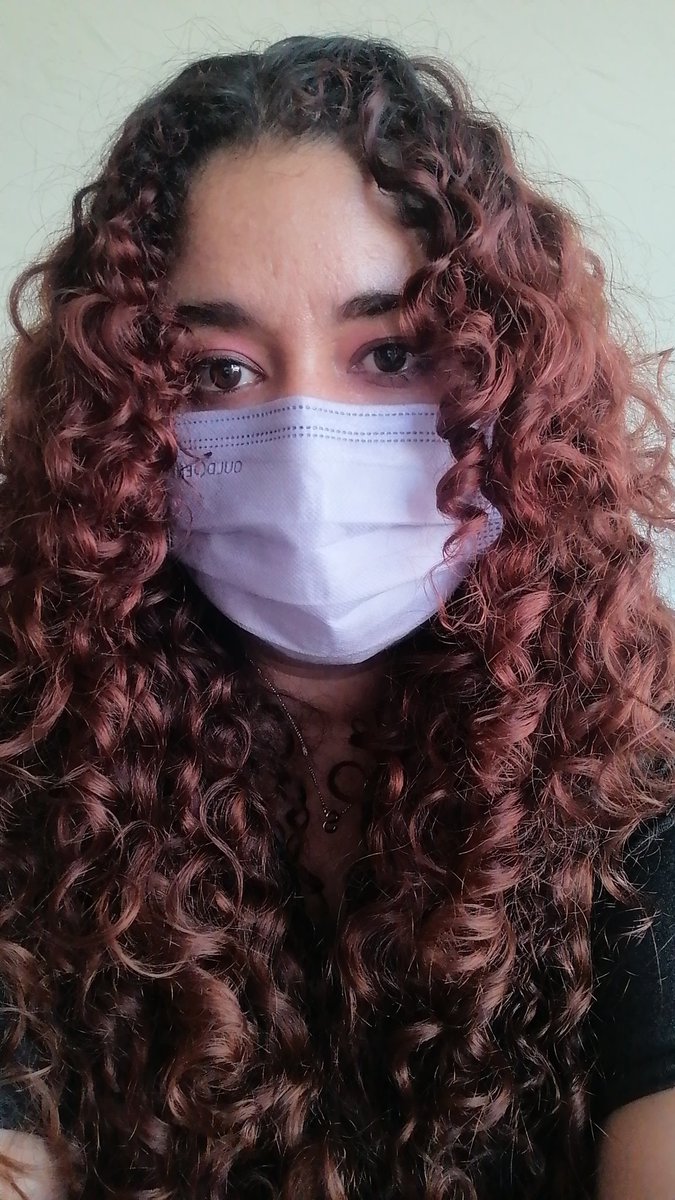 Siu_Lin_JC's tweet photo. Que nadie juzgue el cansancio que se ve en mis ojos 😆
#SelfieAtWork https://t.co/aayZ1OzzM2