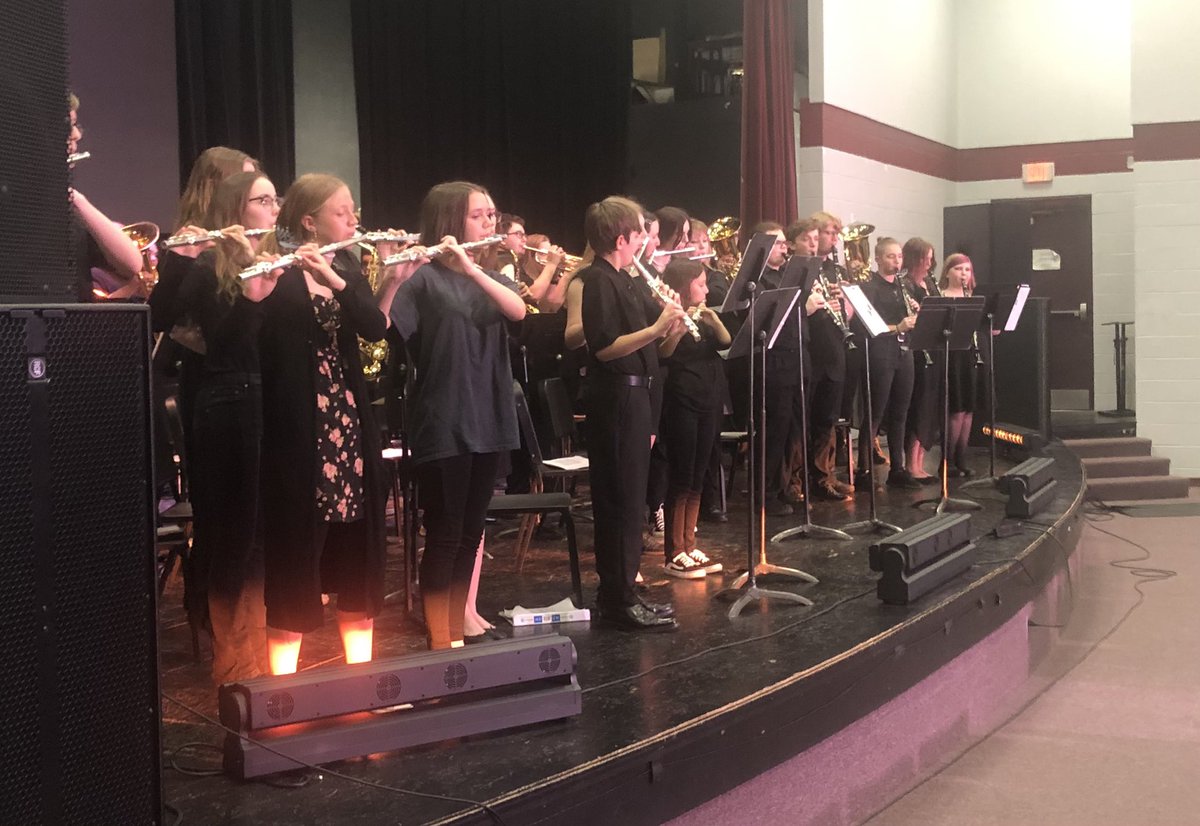 BandRobertson's tweet photo. Great Spring Concert by our middle and high school bands! Proud of their hard and accomplishments as we close out the school year. #WeAreRCSTN #RobCoMusic https://t.co/qyfuks5CoD