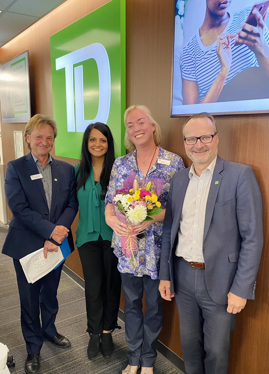 Christina0679's tweet photo. Big day today as we celebrate @KleinBeekman and her 29th anniversary with the Parksville  @TD_Canada Trust!!! Wow! 

Thank you for everything that you do and cheers to many more happy days ahead🥂💐

@rumsters @BruceGray_TD @JohnDLawson_TD https://t.co/g5qnjrHRmc