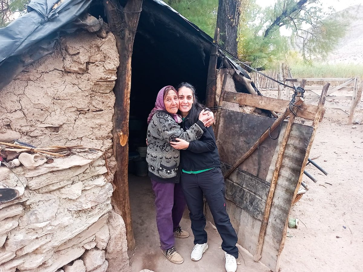 AleBarro5's tweet photo. Hablemos de Puesteras luchadoras y con coraje, con fortaleza y sabiduría, con bondad y completamente desinteresada a la hora de brindar cariño...hablemos de SALOME, PUESTERA DEL ZAMPAL!! https://t.co/b7l3htKjsi