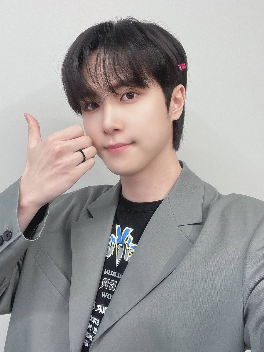220510 #金东汉 #김동한 #DONGHAN

中国的RUi！好想见你们啦🥲