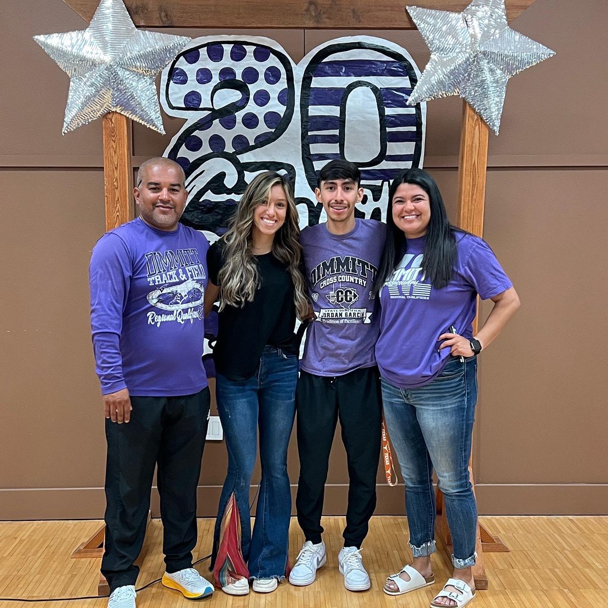 DXC would like to congratulate two of our very own, Kaylee Lujan and Jordan Garcia, as they both signed letters of intent to compete at the next level. Kaylee signed with Oklahoma Panhandle State University and Jordan signed with East Central University. #wearedimmittxc