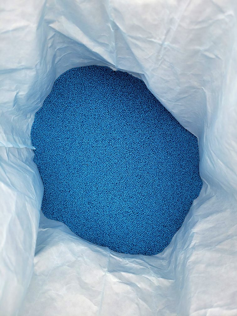 Planting <a href="/canterraseeds/">CANTERRA SEEDS</a> CS2600 CR-T with the new Pelta seed pelleting technology from <a href="/syngentacanada/">Syngenta Canada</a>. #PeltaSizeMySeed