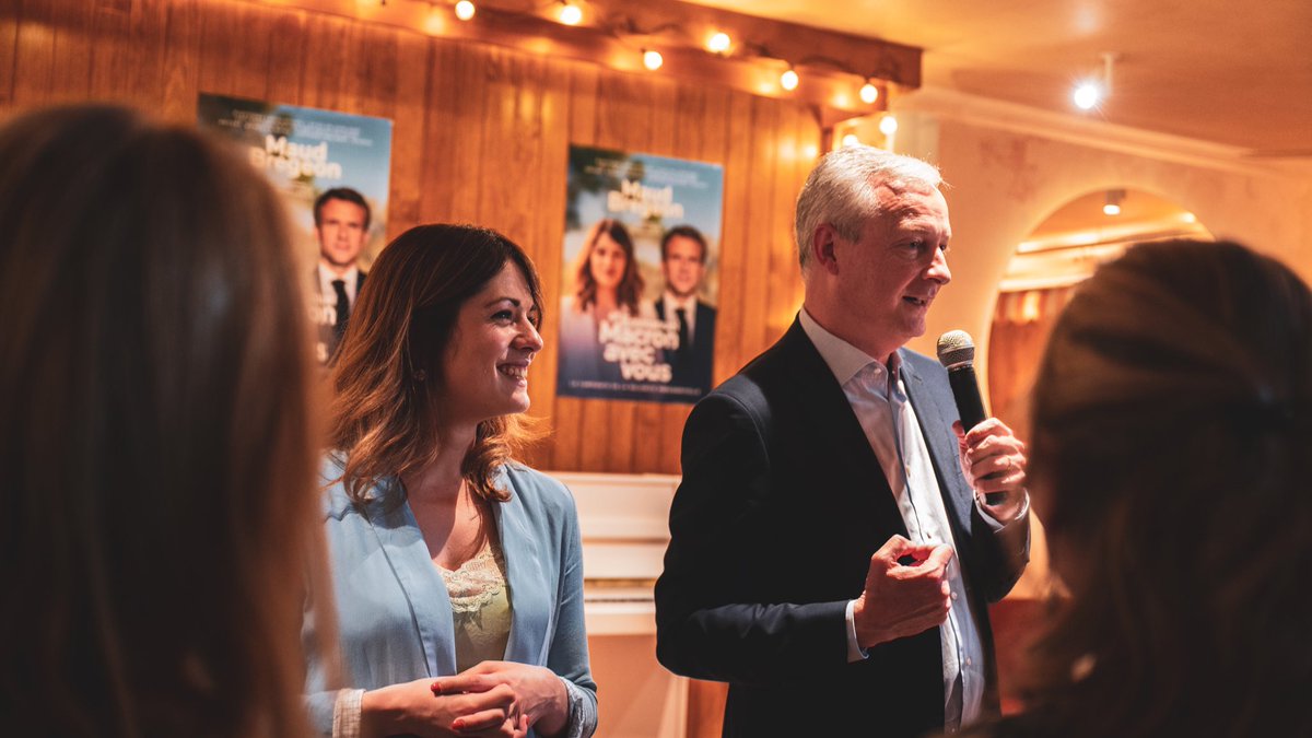 MaudBregeon's tweet photo. Lancement de notre campagne de terrain ce soir à #Antony ! À 32 jours du premier tour, un mot d’ordre : du terrain, du terrain, du terrain.

Immense merci cher @BrunoLeMaire pour ton précieux soutien. Fière de t’accueillir dans ma circonscription 🇫🇷 #legislatives2022 #Circo9213 https://t.co/TQ5wZCISq9