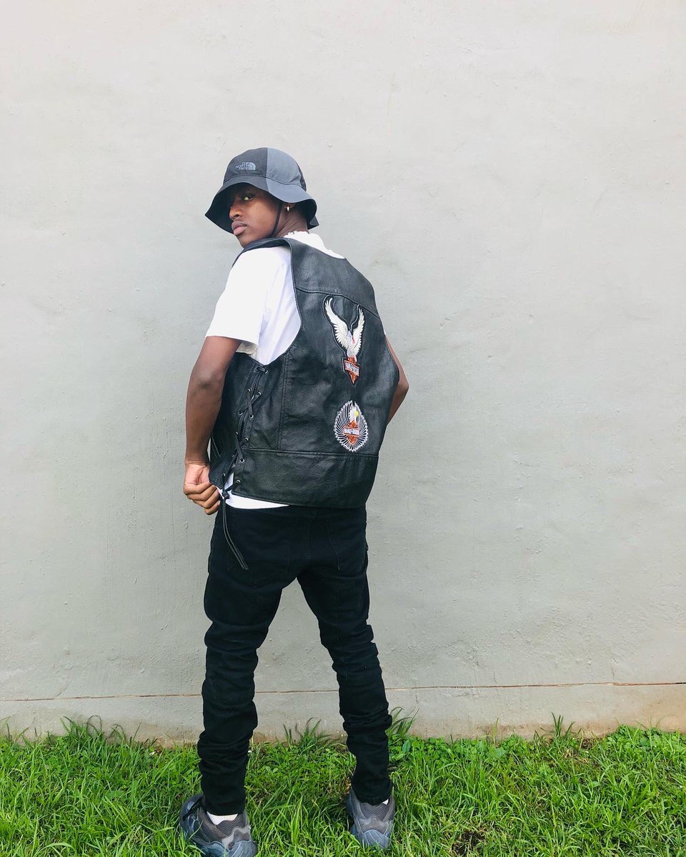 Nvcho_rsa's tweet photo. We here❤️ https://t.co/275X1Q0gzd