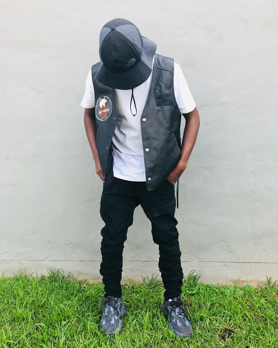 Nvcho_rsa's tweet photo. We here❤️ https://t.co/275X1Q0gzd