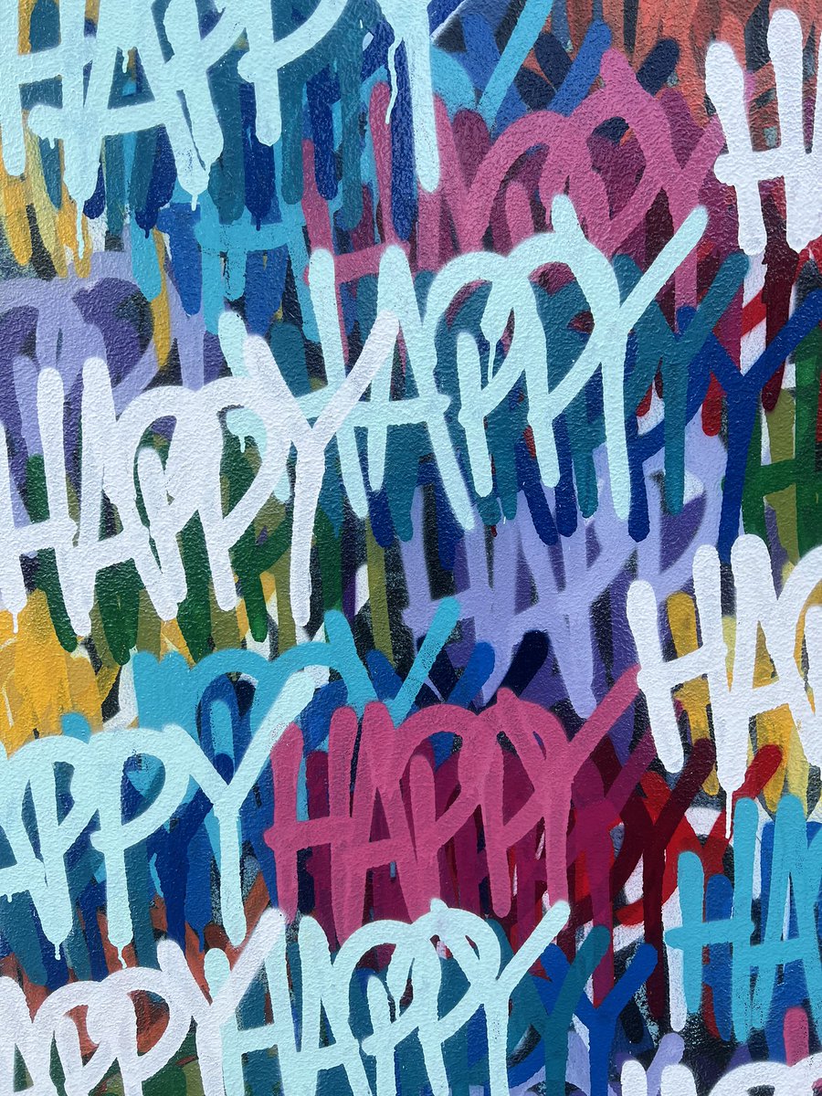 RiggsArt's tweet photo. https://t.co/gnbaaEZsVs Happy painting 60 x 111 inches 2022 spray paint and acrylic on canvas #ChrisRiggs #happy #love #art #arts #artist https://t.co/yM9XIwbBp7