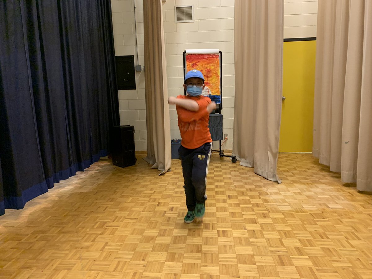 MsJZhang's tweet photo. Talent Show auditions underway @TDSB_BandBPS. What’s your talent? @LC3_TDSB @tdsb https://t.co/VrmSNVc56q
