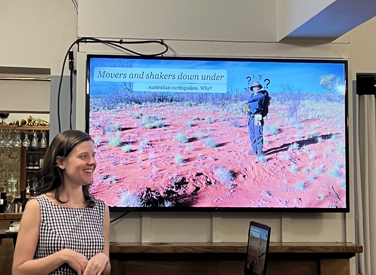 ErinSaupe's tweet photo. Excellent talk ⁦@pintofscience⁩ by ⁦@tamarahking⁩! I loved the ⁦@TheRock⁩  analogy for the rock of Australia moving through the mantle (fast). https://t.co/xkdRCLDzTn