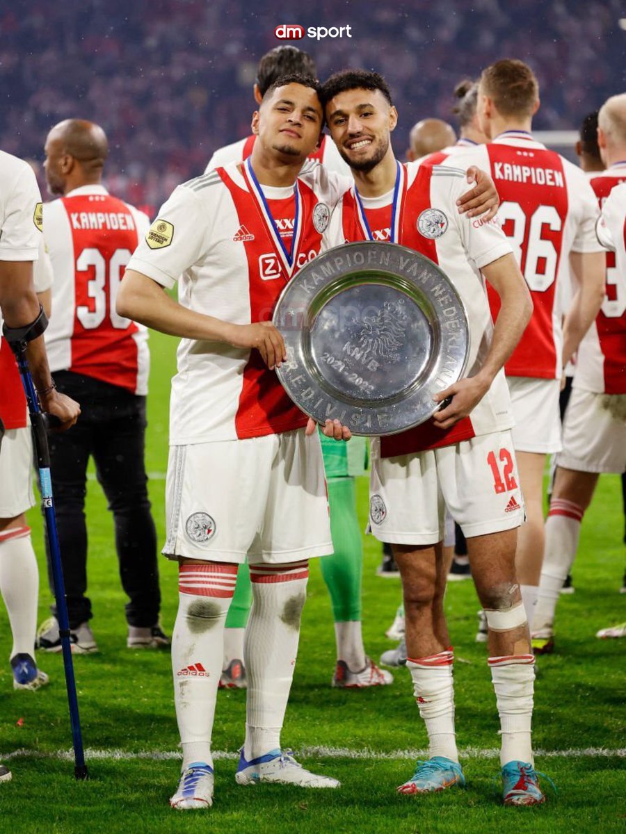 dmsportma's tweet photo. ๐ณ๐ฑ๐ โข Le titre de l'Eredivisie ร nouveau entre les mains de joueurs marocains. #NM12 #MI27 https://t.co/QTBaMbmcr3