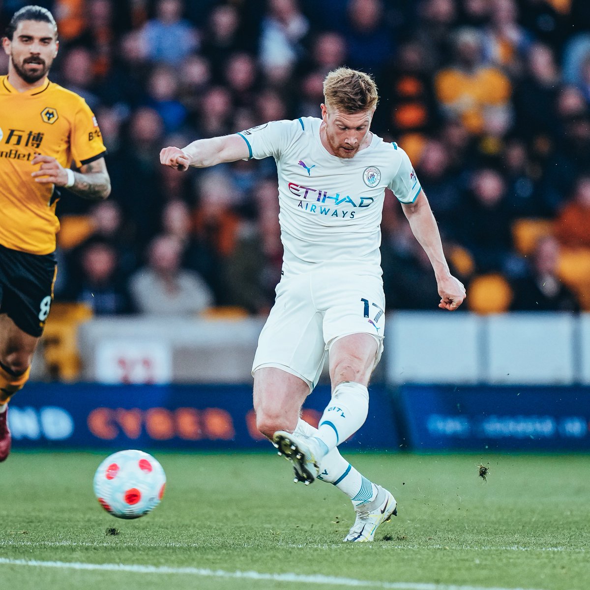 ManCity's tweet photo. KDB 💬 When you score four goals it's always special. It should have been five. We controlled the game really well and could have scored more against a Wolves team that is defensively sound.

#ManCity https://t.co/5WLGlUOowV