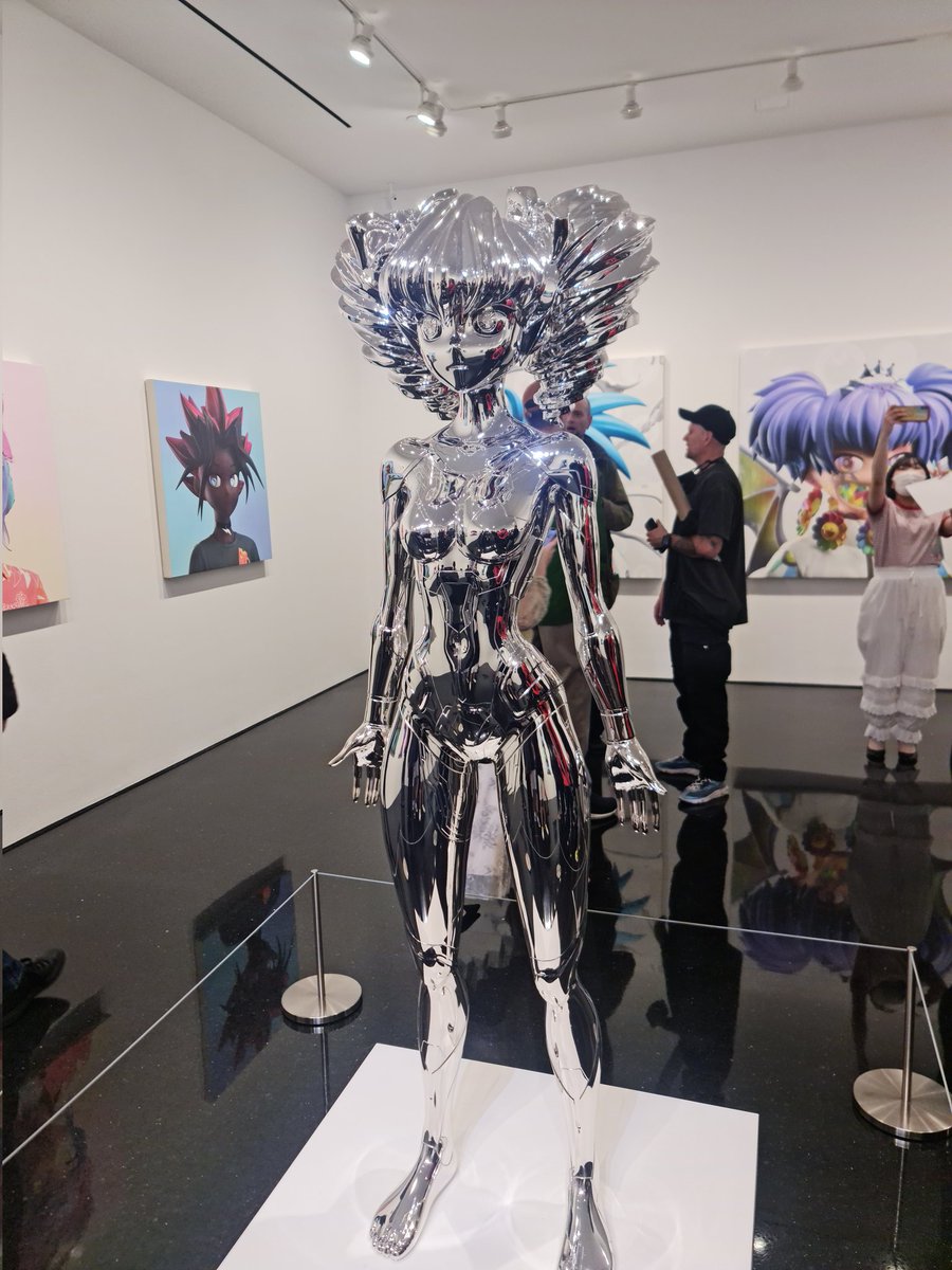 Too good! 
<a href="/RTFKT/">RTFKT</a> and <a href="/takashipom/">takashi murakami</a> exhibition. 🙏