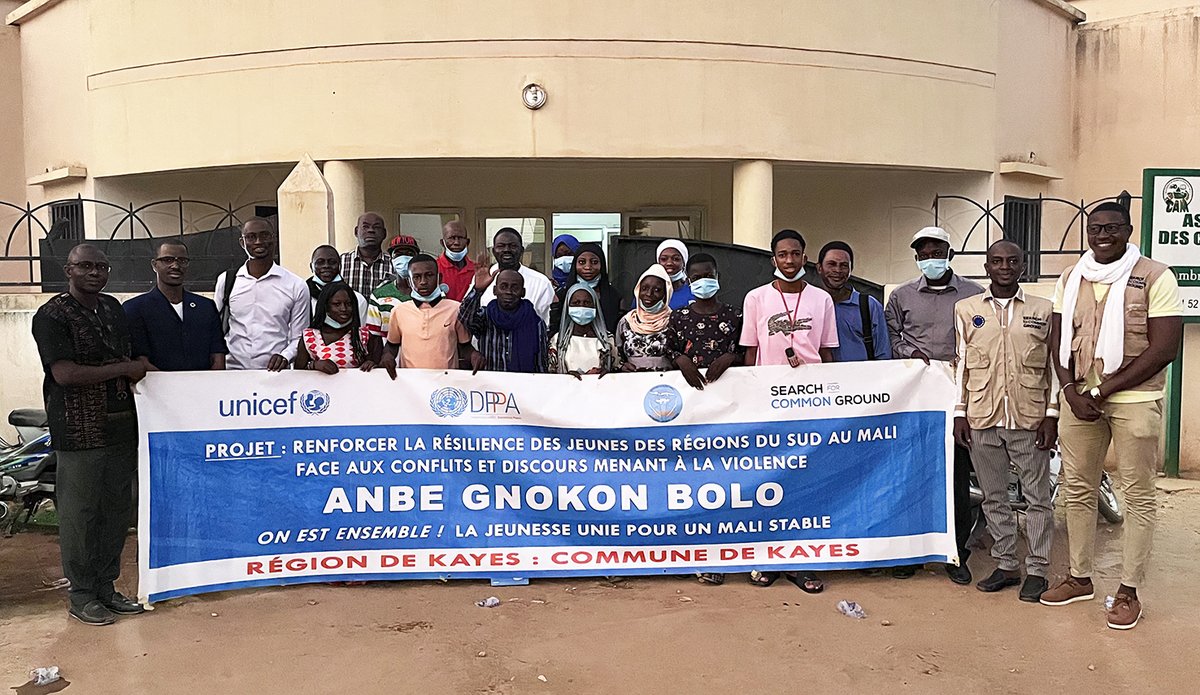PBFMali's tweet photo. Grâce au projet financé par @PBFMali « Anbe gnokon bolo » et exécuté par @unicefmali et @SFCG_ les #adolescents bénéficiaires de #Kayes ont pu renforcer leur #leadership et sont désormais des #acteurs de transformation des conflits.
#MissionKayes https://t.co/J1Qh3OjCMS