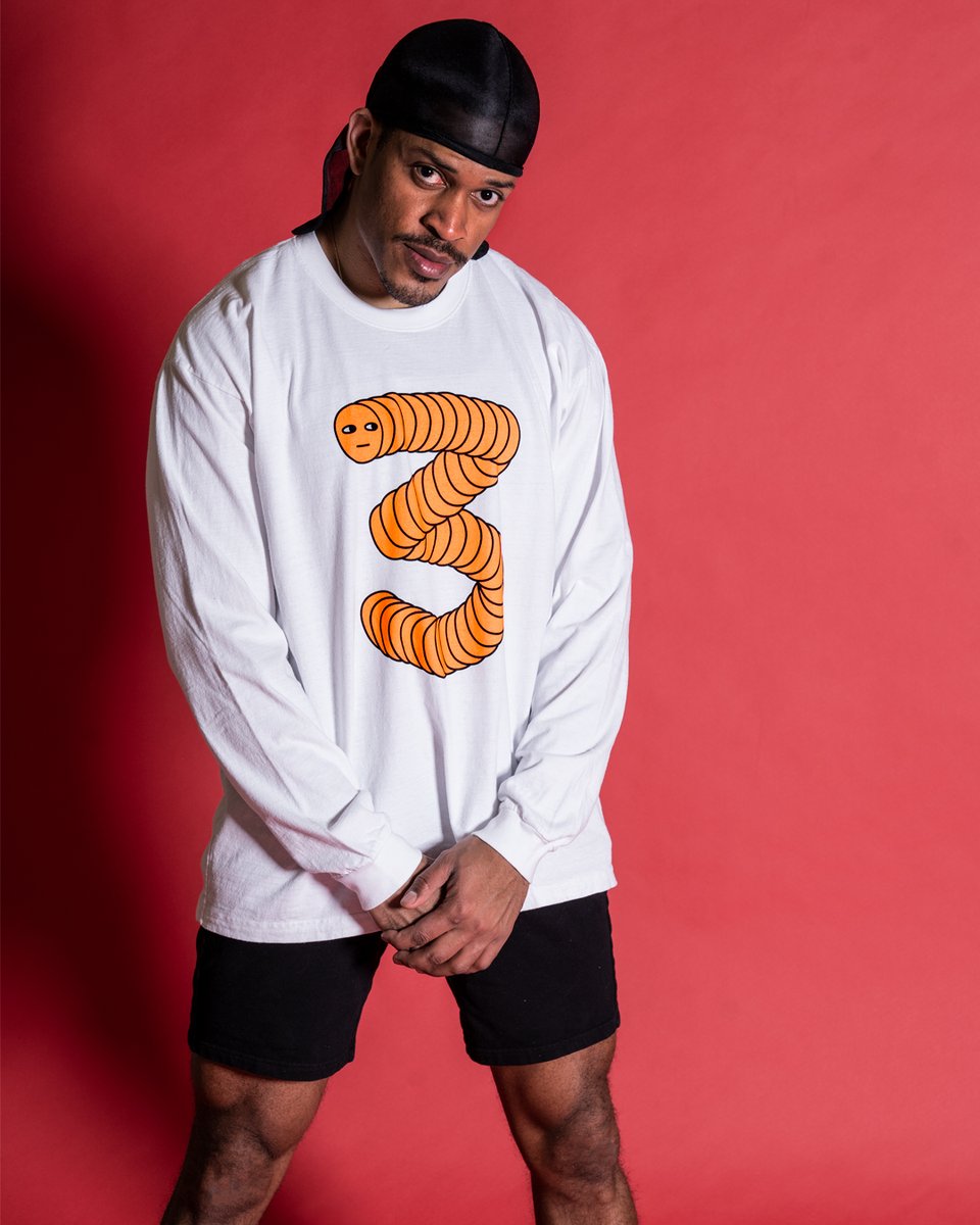 therandomsnft's tweet photo. MERCH. 🚨👘

The Randoms’ brand is featured on our eco-friendly merch. Our collection of carefully selected items will symbolize artistic integrity coupled with a strong fashion sense, as advised by fashion specialists (including specialists from Nike, Vans, Jacquemus, etc.). https://t.co/1FDpNzfopn