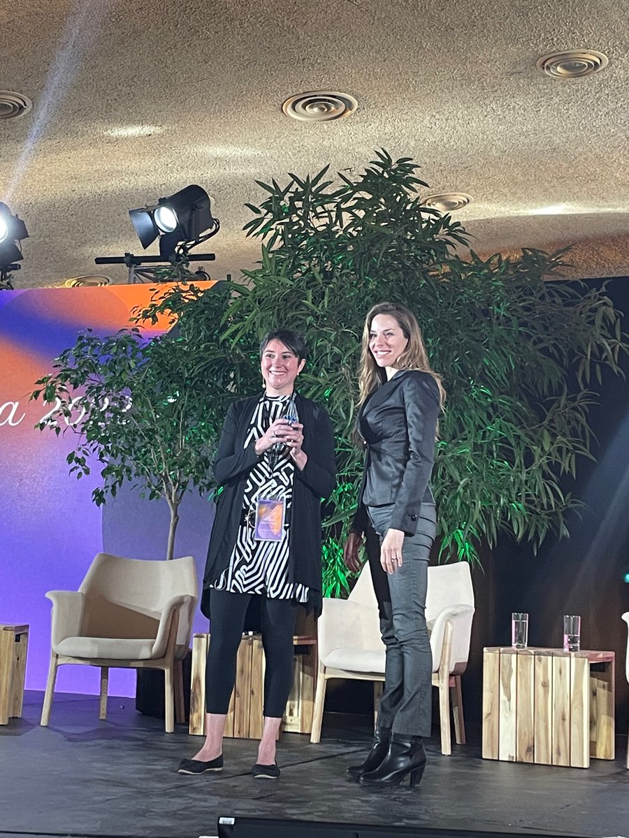 Félicitation à notre première étoile #effervescencemtl, Marina Martinez -<a href="/_MartinezLab/">Marina Martinez</a>, professeure au département des neurosciences de <a href="/med_umontreal/">Faculté de médecine</a>. 

Le Concours Étoiles EFFERVESCENCE 2022 est fièrement présenté par <a href="/GileadSciences/">Gilead Sciences</a>.