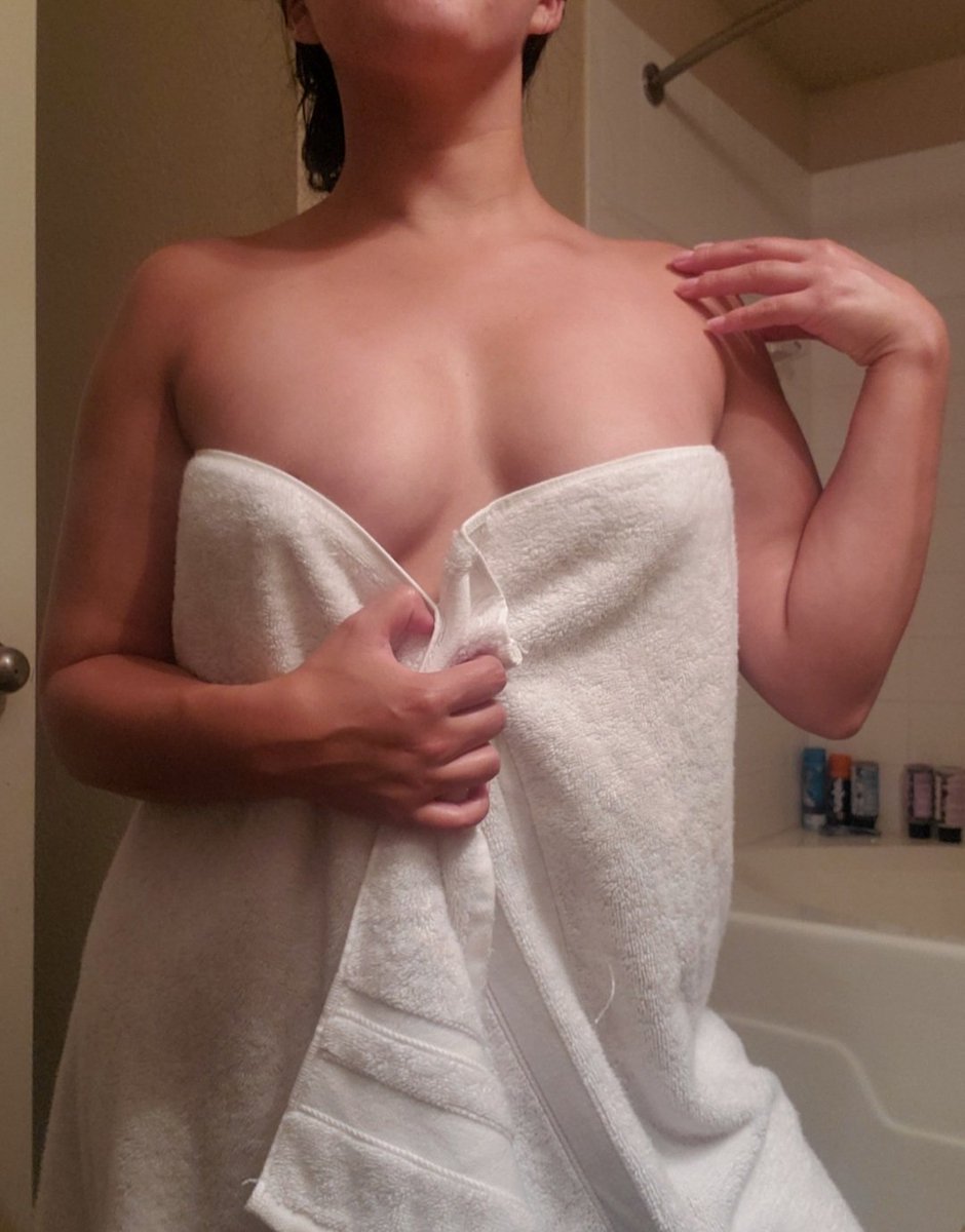 verodelicious's tweet photo. Siii alcance a bañarme☺, antes de que la corten😔 https://t.co/QTZ9NBddEO