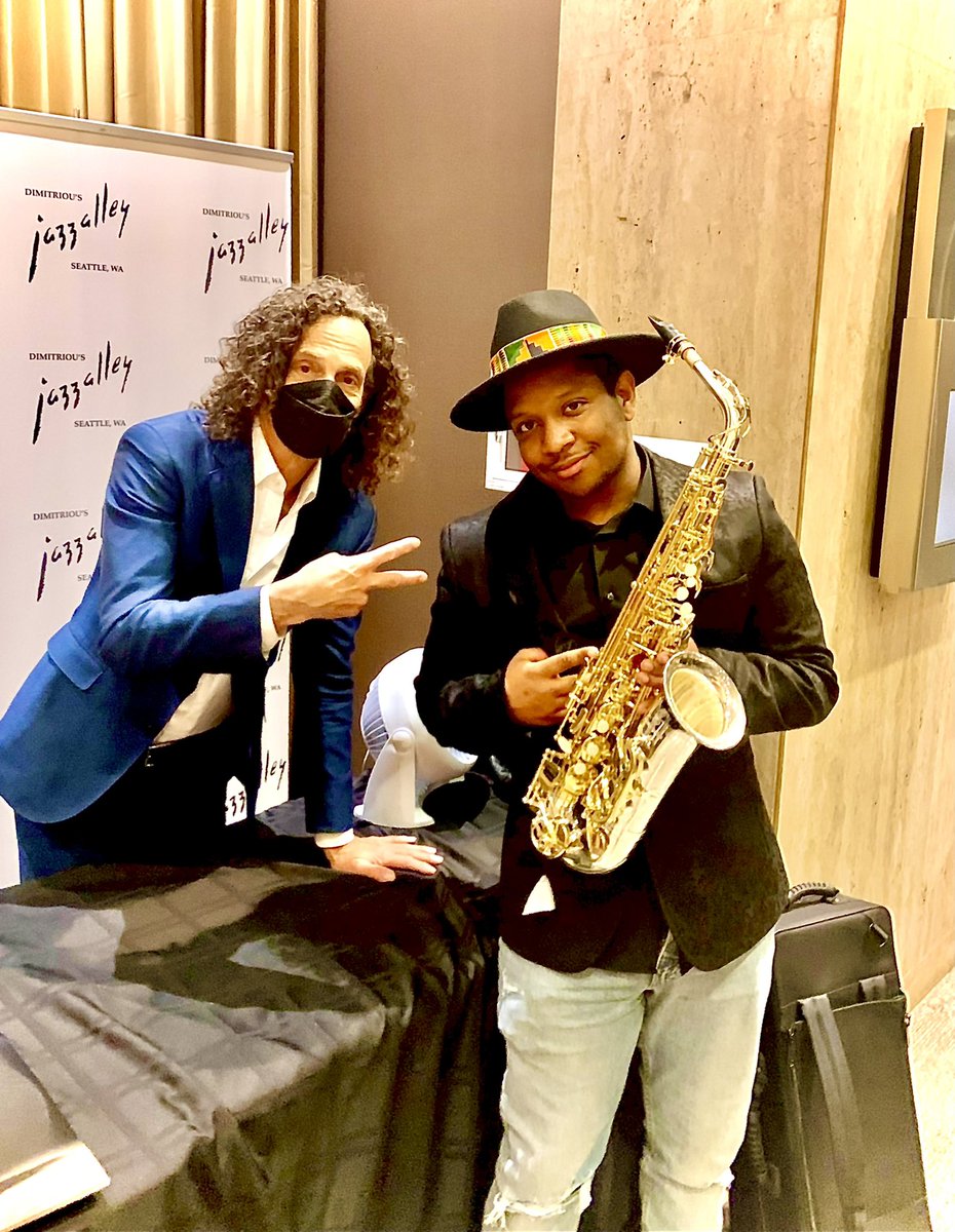 Thank you <a href="/kennyg/">Kenny G</a> #seattle #thelegacy