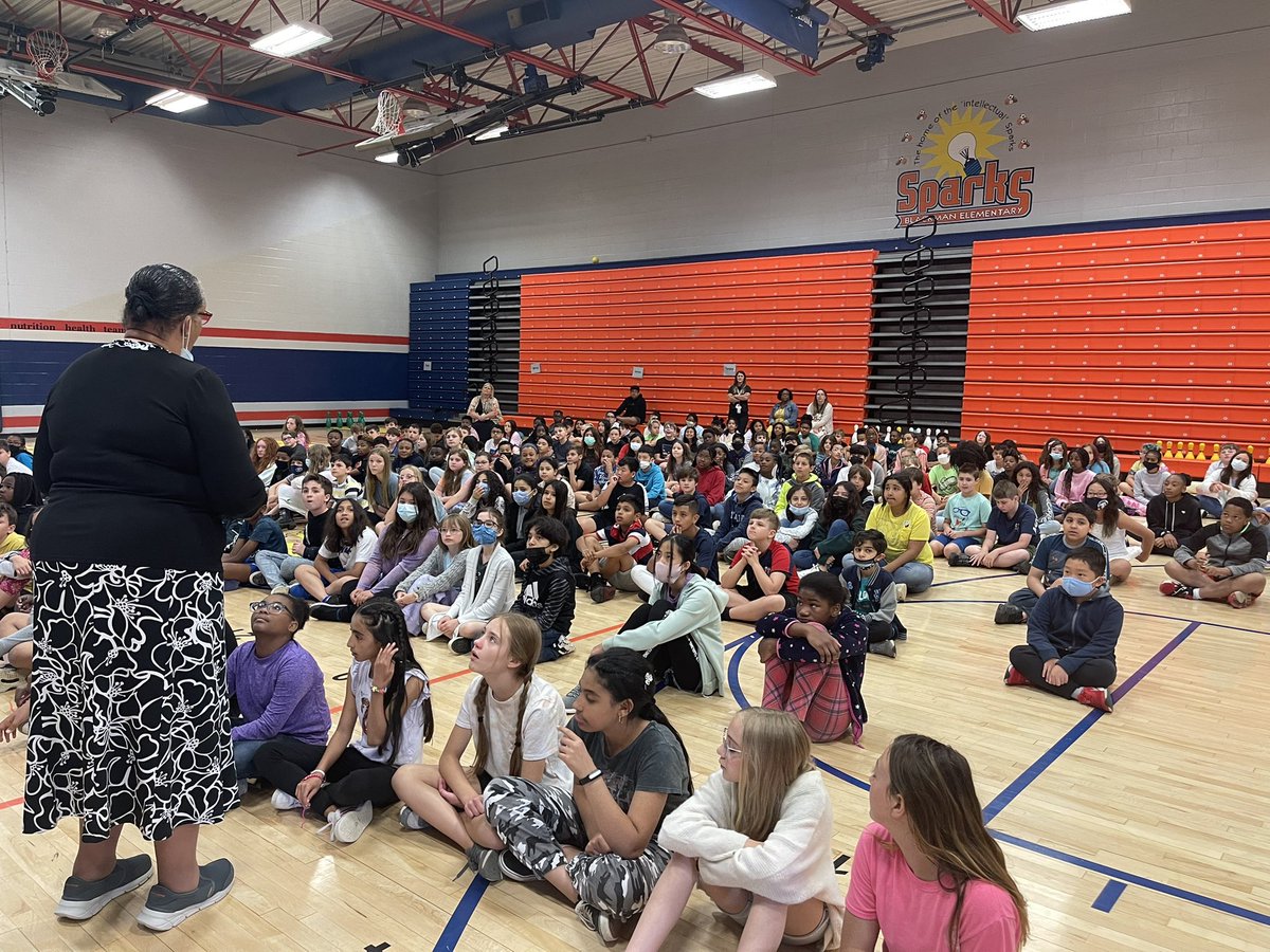 Doctor_ACM's tweet photo. I spent the morning talking to our Future Flames at @BlackmanElem - can’t wait to see you in the fall #WeAreBlackman #MiddleSchoolisFun https://t.co/JUaTumjAqd