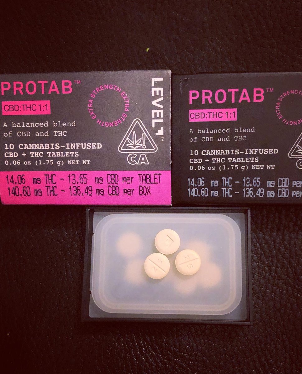 lynnjulian007's tweet photo. 👸🏻😉😎
Freshy’s dispensary staff is
exceptionally knowledgeable!
3X CRAZY high in THC
Ideal for those with
migraine or insomnia
Protab pills = discreet
15mg THC 15mg CBD
#LynnJulian
#patientadvocate #FRESHY
#mmj #migraineprevention
#migraine #migrainerelief
#migrainetreatment https://t.co/W11KmyXUVi