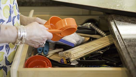 When a Person with Alzheimer's Rummages and Hides Things
bit.ly/3kWvOpB
