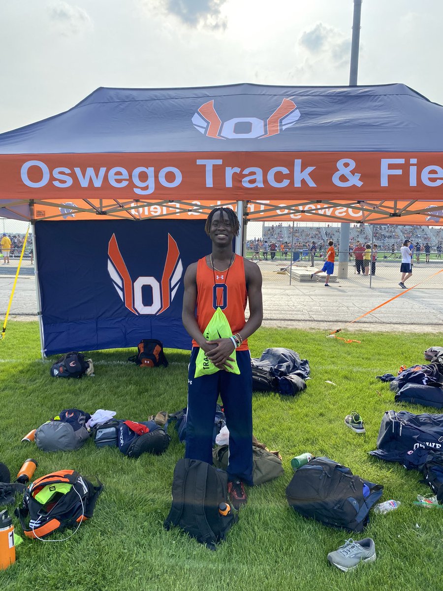 Oswego Boys Track tweet media