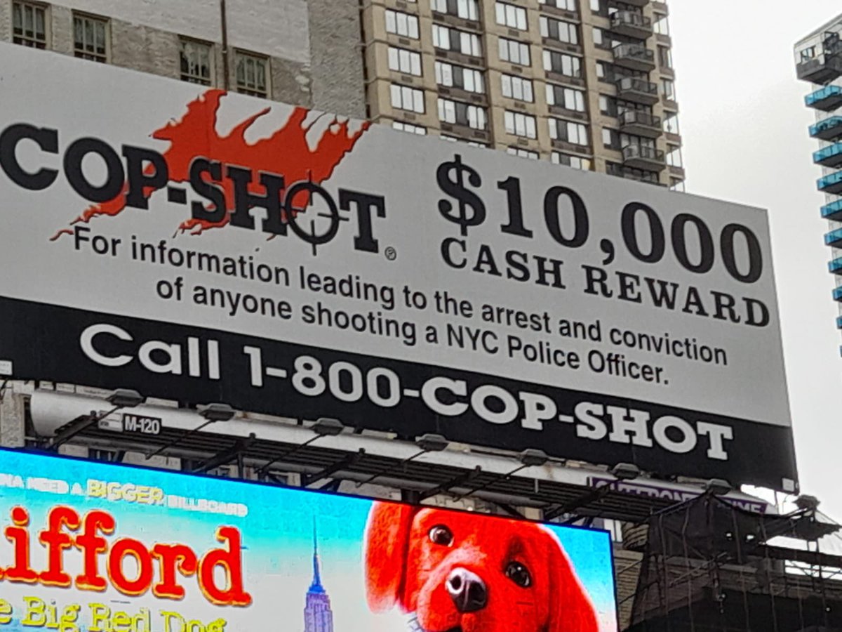 christine_kelly's tweet photo. Dans les rues de New York :
« 10 000 dollars pour toute information menant à l'arrestation et à la condamnation de tout individu ayant tiré sur un policier de New York »

En France, inimaginable. https://t.co/Rl73NbfTyS