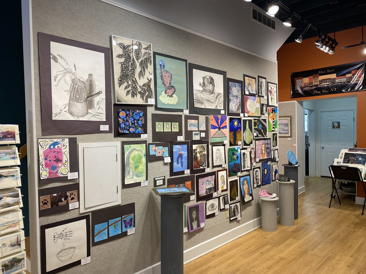 MWCSDmsart's tweet photo. Yates County Art show opening Friday 6-8. Gallery is already for visitors. So EXCITED!!! https://t.co/qw7wv0FGmN
