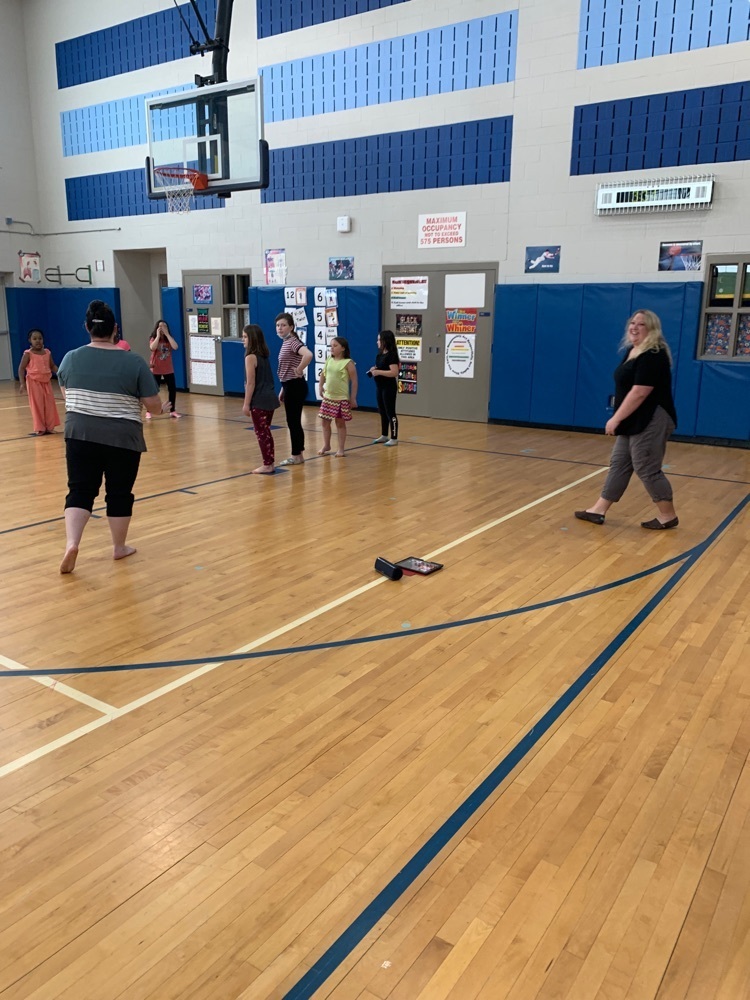 Durand_Eastman's tweet photo. More after school clubs started today!  Sewing, 3D Printing, and Dance Clubs kicked off today. Great turnout! #We_Are_DE! https://t.co/4oaj0FHf6u