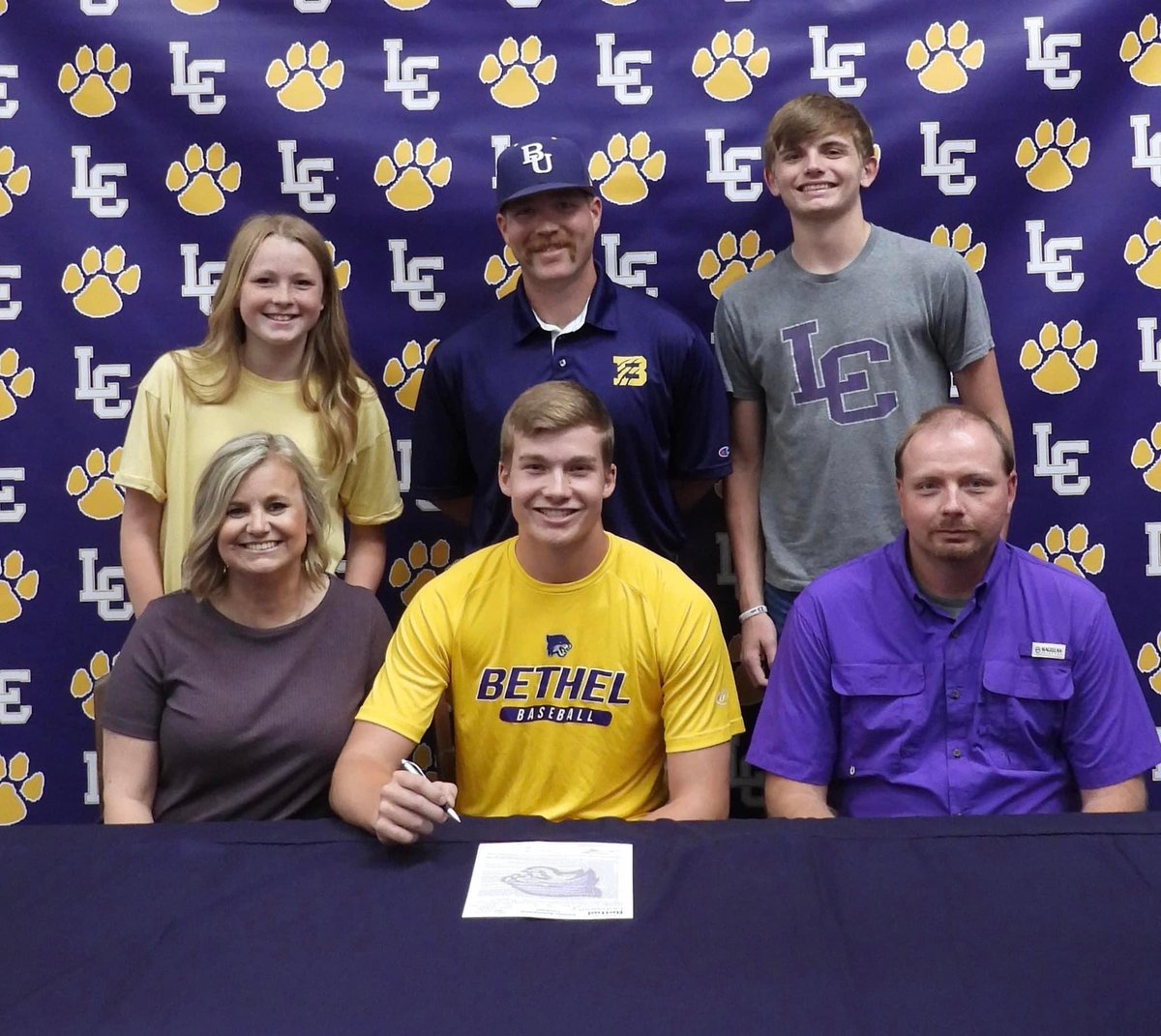⚾️Signing Day⚾️
Our Sr. Luke Boswell signed today with Bethel University. Congratulations Luke…
we are proud of you! 💜💛