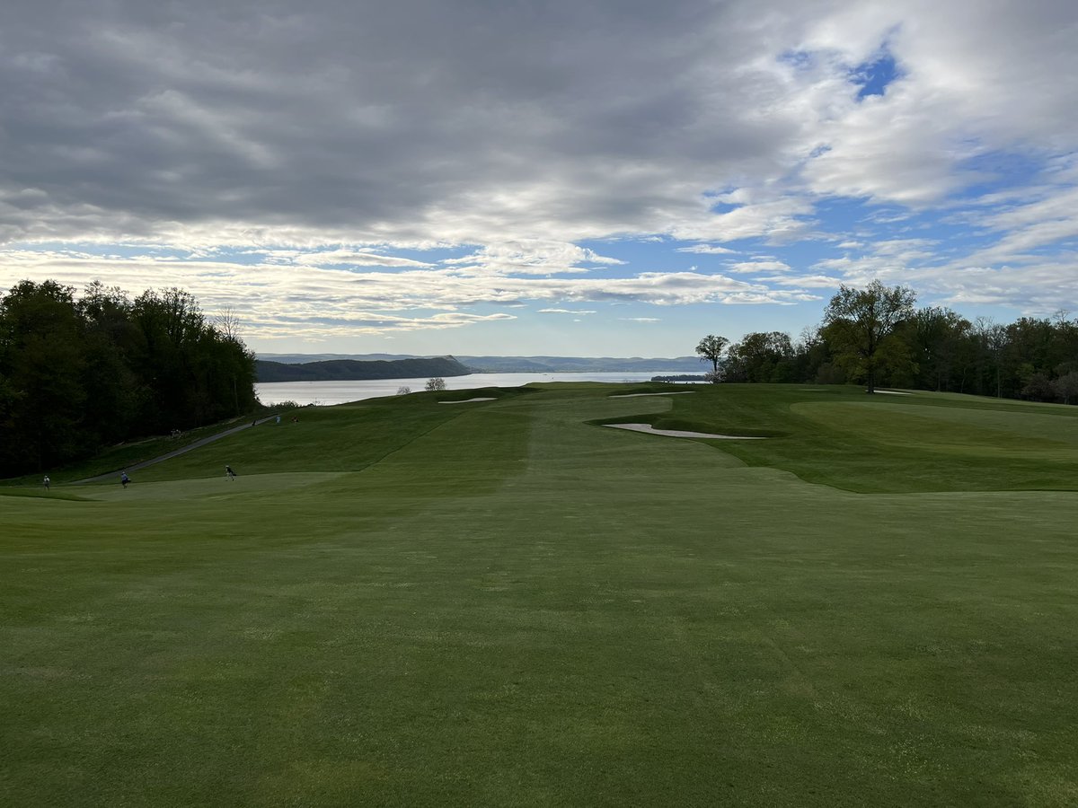 Matthew Crawford tweet media