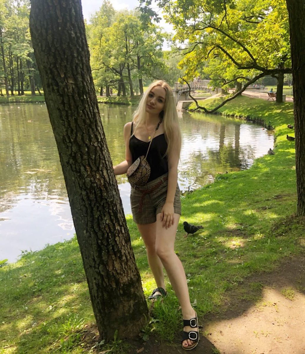 ChloeSimpson235's tweet photo. There are far better things ahead than the ones we leave behind
#naturelovers  #JustBelieveinYourself https://t.co/fitCAqm6B1