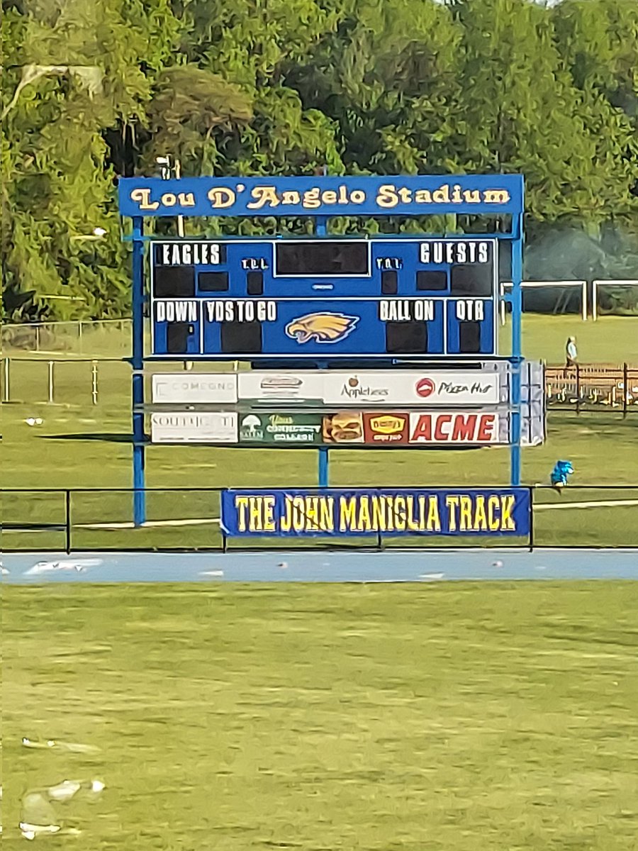 adcoleman3's tweet photo. The John Maniglia Track @PV_xc_track @PMHSAthletics @SJTrack @SJruns @ramsnjathletics @GirlsSchalick @SHSCougartrack @AdPghs #njtrack #scctrack @SJTrackFieldHOF @NJXCTFCA @WoodstownHigh https://t.co/lzgyK83rh3