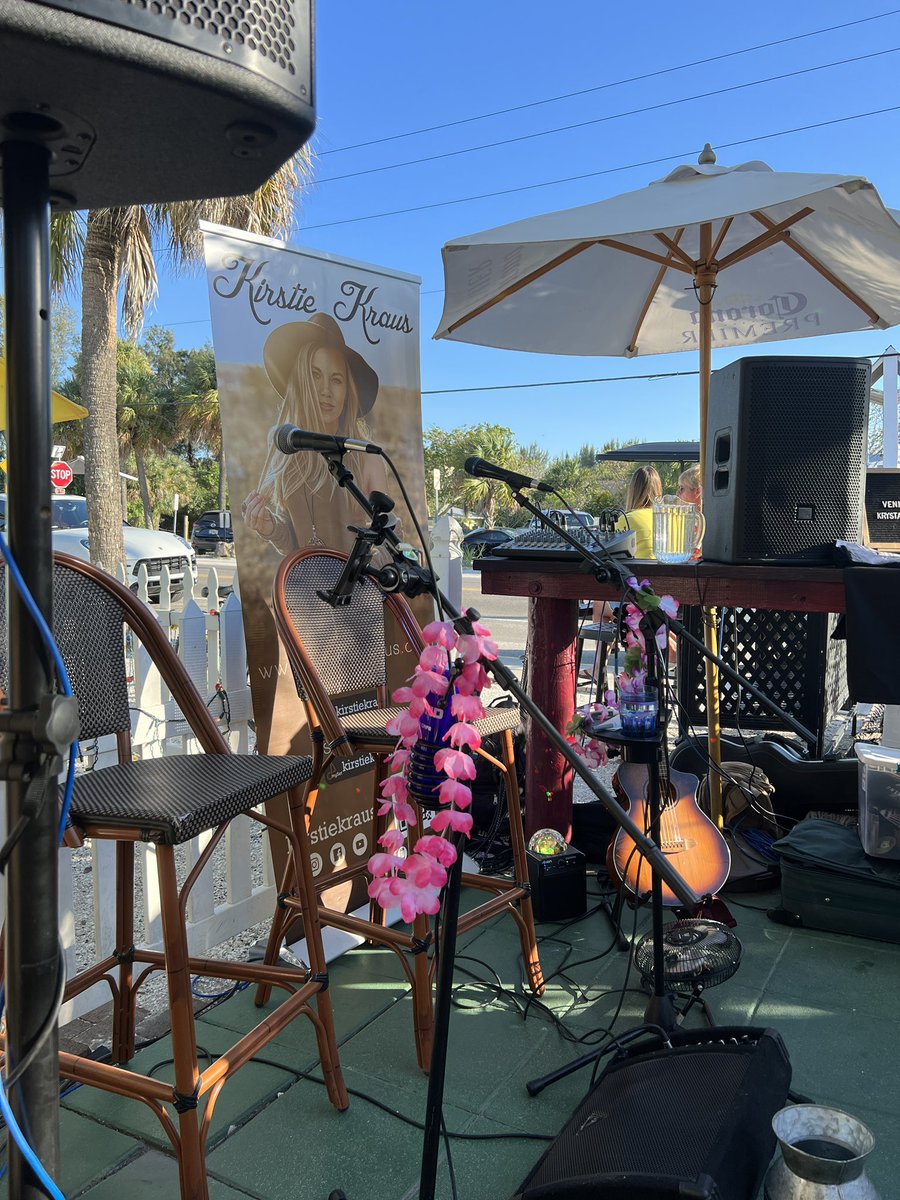 KirstieKraus's tweet photo. All set up for tonights show in @oldworldflorida at @HarryHarrysBar1 https://t.co/8bijqAL5HY