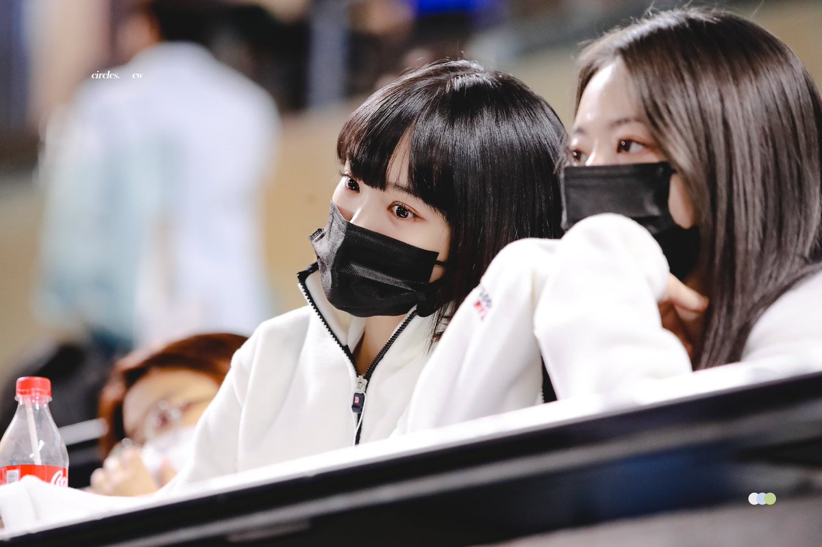 kimchaewonpics's tweet photo. 220507 © circles https://t.co/bcinTl8xZF