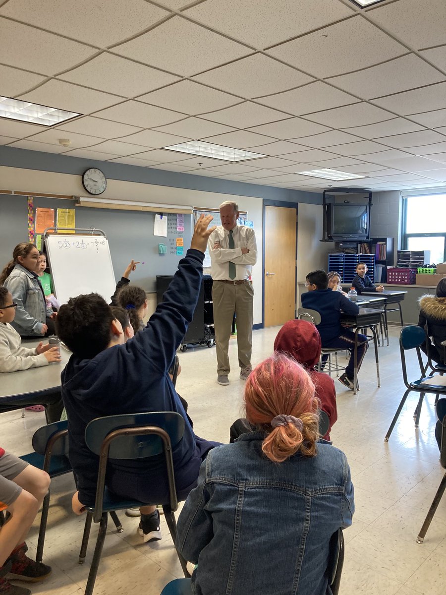 frps_Greene's tweet photo. Today we had a special visitor ⁦@frps_Greene,⁩ @MayorPaulCoogan⁩. They discussed a great #escaperoom lesson ⁦Ms. Barbosa’s class did to prepare for #mcas! Our 4th gr saved our Gator’s swamp from a building! #mathisfun #greatthingshappeningatGreene ⁦@FRPSsupt⁩ https://t.co/AQ2fghyLAT