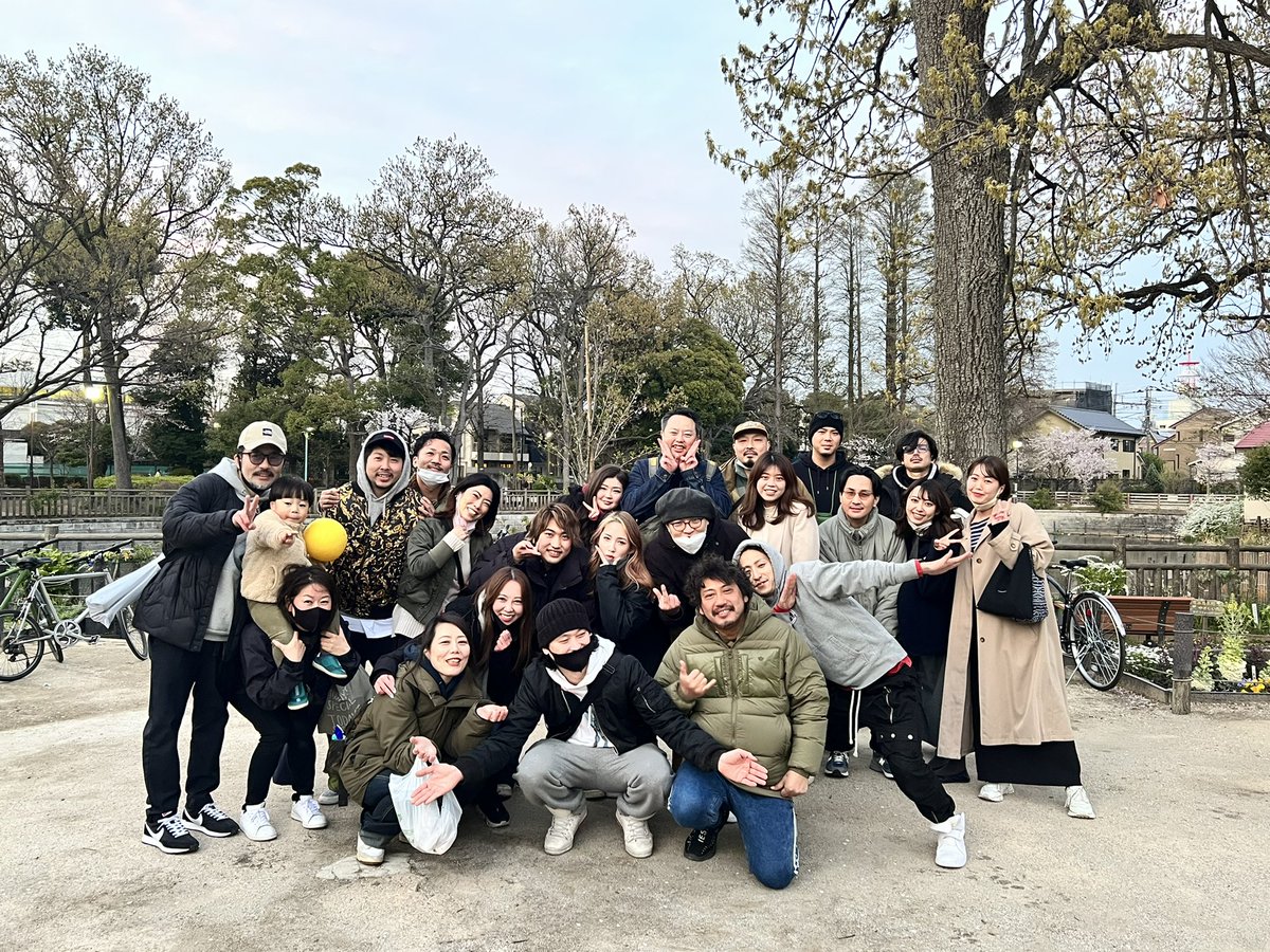 TAISON37_SM's tweet photo. 花見🌸 https://t.co/g10v7jyMxt