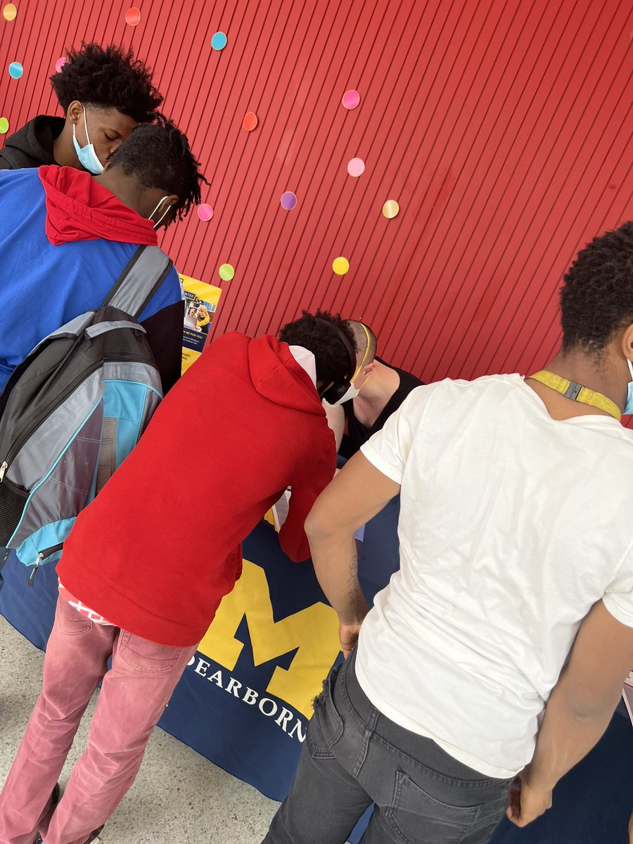 I had a wonderful time during my visit at <a href="/ODpscd/">OsbornHS_DPSCD</a> today for their Post-Secondary Decision Day &amp; Fair. Great job counseling team! #DPSCDProud