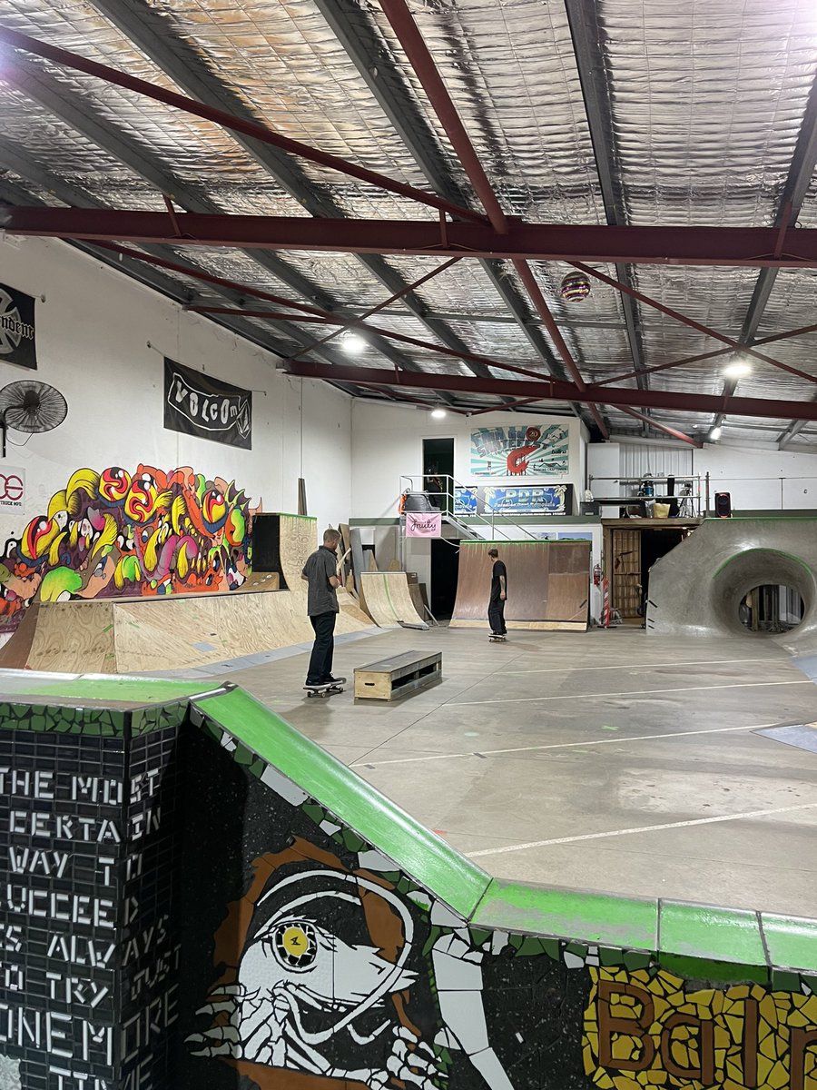 peteadams___'s tweet photo. Smooth ground and a ledge is just so simple yet perfect https://t.co/JZCjXPqMWU
