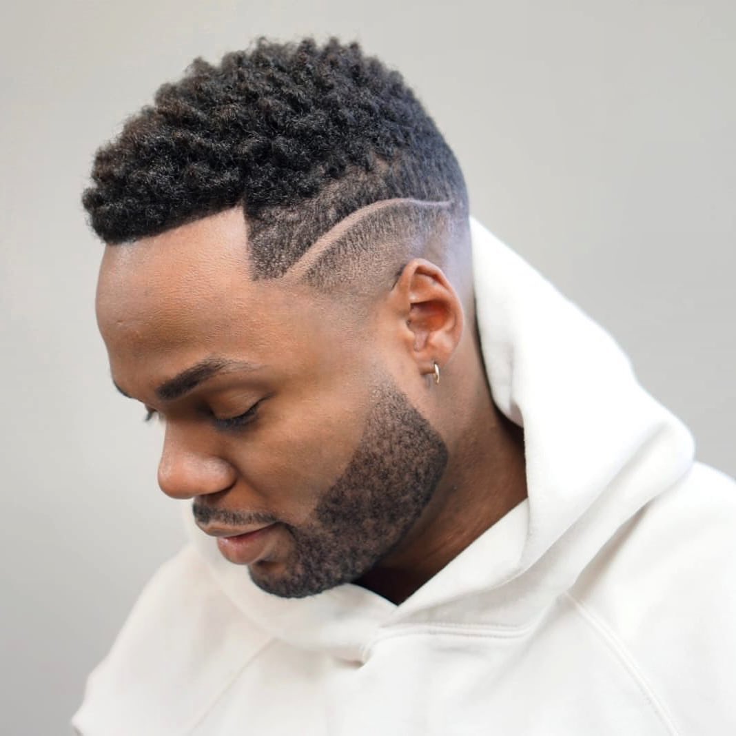PaulMitchellUS's tweet photo. A fresh trim we can get behind π― Cut by @lici_ladybarber (IG) using #MVRCK Grooming Cream on damp hair, followed by Original Pomade to style. https://t.co/MMK3XYxNJY