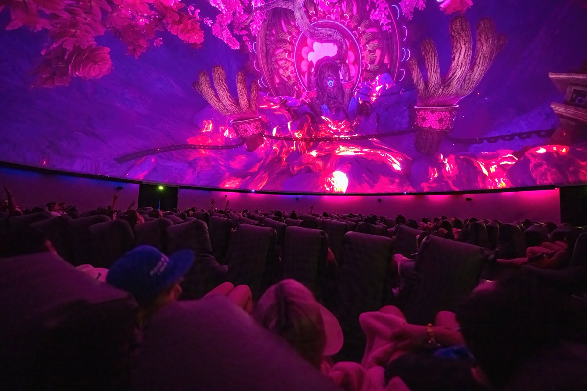 MarketInfinity's tweet photo. At @coachella 2022, @HP returned with a purpose to connect and educate. Scored by @odesza and created by 9 of the world's most renowned digital artists, over 80,000 attendees witnessed the multi-sensory journey of REGEN at the HP Antarctic. #HPCoachella #infinitymarketingteam https://t.co/rrIeKkP3C3