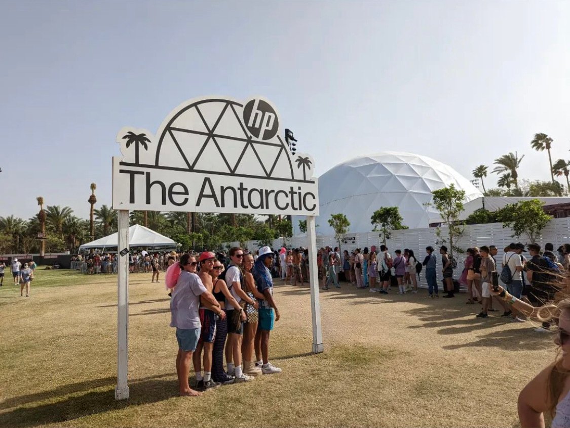MarketInfinity's tweet photo. At @coachella 2022, @HP returned with a purpose to connect and educate. Scored by @odesza and created by 9 of the world's most renowned digital artists, over 80,000 attendees witnessed the multi-sensory journey of REGEN at the HP Antarctic. #HPCoachella #infinitymarketingteam https://t.co/rrIeKkP3C3