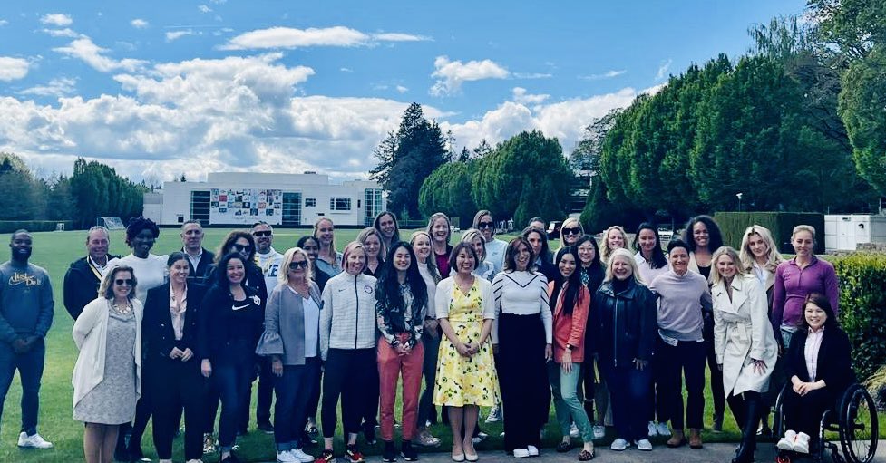 Stasia_EY's tweet photo. Leaving Portland incredibly energized! Thankful to be surrounded by so many inspiring women leaders and entrepreneurs - loved this experience! #EY #WABN #womenfastforward https://t.co/G48lc7kX1B