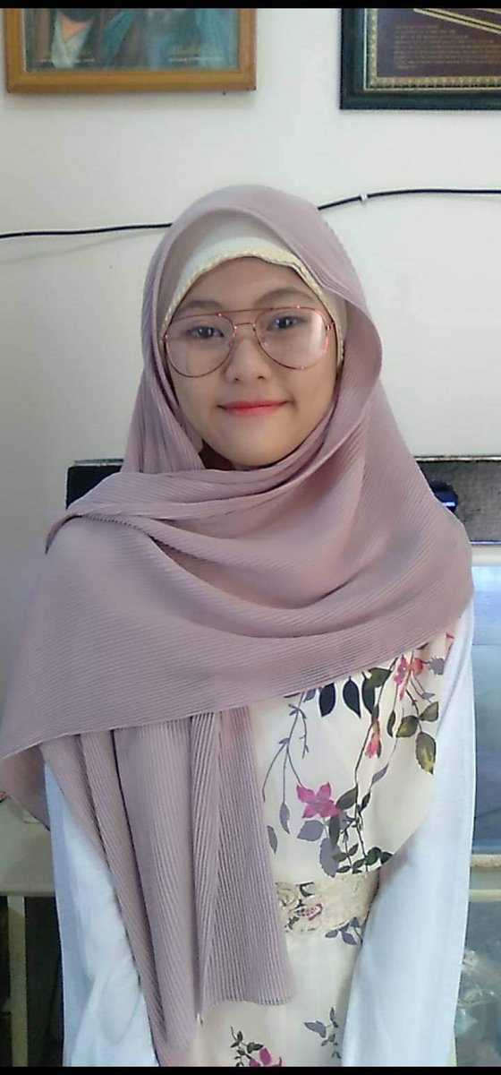 Assalamualaikum Wr. Wb..menginfokan kepada teman2 semua di tweetland, jika ada yang berjumpa dengan anak gadis ini bernama NABILA usia 15 Thn di duga korban penculikan mohon segera menghubungi saya *Sopiyan* di 085773111012...