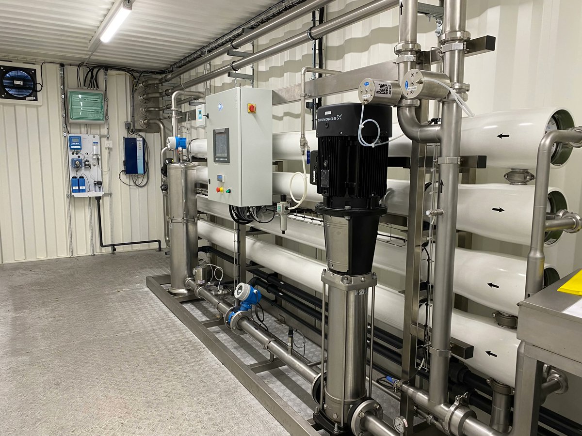 OXYTRADINGLYON's tweet photo. “L’idée d’utiliser l’ozone pour désinfecter l’eau des tours aéroréfrigérantes (TAR) commence à faire son chemin” https://t.co/FXTwzH1eGc #generateurozone #generateurdozone #desinfection  #purificationair #eauozonee #ecologie https://t.co/bGp4obbQKV