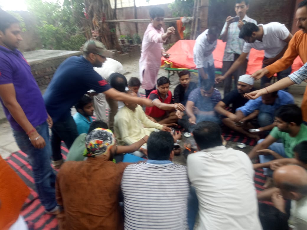 agniveer's tweet photo. #HinduEktaYajna &amp; #JaneuForAll reaching villages where casteism &amp; conversion are rampant. We unite all as  one pariwar irrespective of Jati, gender, etc. Converts are brought back to Dharma from missionary clutches. Support us in this Yajna for conversion-free Bharat 🙏🏻 https://t.co/bqfupFs4ku