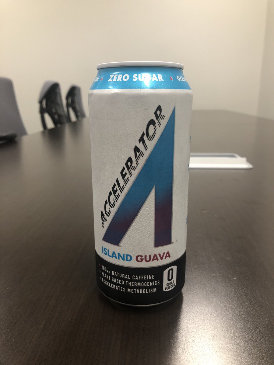 CinToeScrunch's tweet photo. Once again trying something new tonight. This one tastes like the fruit salad that my mother makes, pretty good. #ASHOCENERGY #ASHOC #ACCELERATOR #ISLANDGUAVA #ZEROSUGAR #ZEROCALORIES https://t.co/Z4HW8tKspd