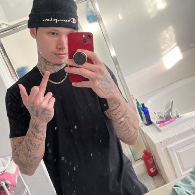 Zeimzys tweet media
